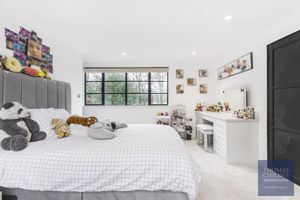 Photo 48- click for photo gallery